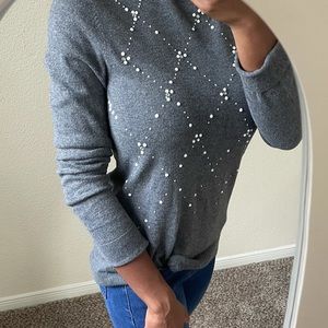 Elle Gray Sweater w/ Pearl Embellishments Size Medium (M)